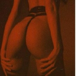 adults enjoying 3D sex games like heterosexual erotomanic girl Sexy_Slutty, 