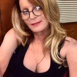 virtual sex and dating with people like heterosexual pervert girl Betina69, Germany, 
