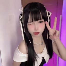 virtual sex and dating with people like bisexual sodomist girl LittleMia15, Germany, i am a young girl :)