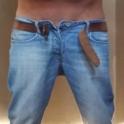 virtual sex and dating with people like heterosexual sodomist boy EZ_Slidr, USA, 