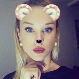 free cybersex experience with bisexual bugger shemale GloriaD, france, 