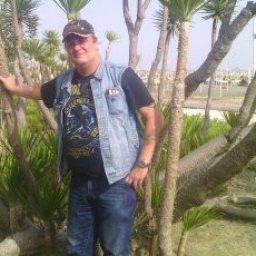Check out heterosexual sentimental boy Johndoenl, netherland, Have fun, a hot and horny grandpa if you want to oparticipate in sexgame MMORPG