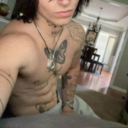 enjoy virtual sex games with mates like heterosexual vuloptuous boy Lil_Vamp, 