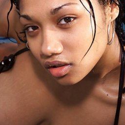 adults like homosexual hot girl ROBYN_ALTO, Gifts are welcomed.,  play AChat online sex games